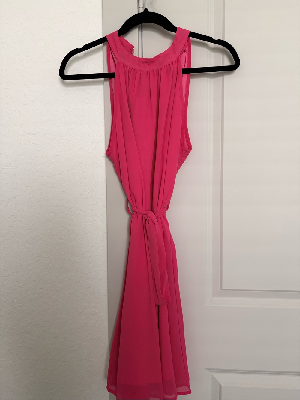Women’s Pink Tie-Waist Sleeveless Dress